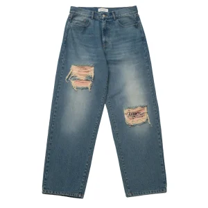 Tattoo Tease Jeans - Washed Blue