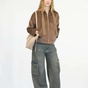 BOMBER IN VELLUTO CON CAPPUCCIO – TENSIONE IN ART. ai25-7071