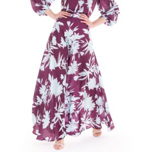 Top a fiori celeste e bordeaux